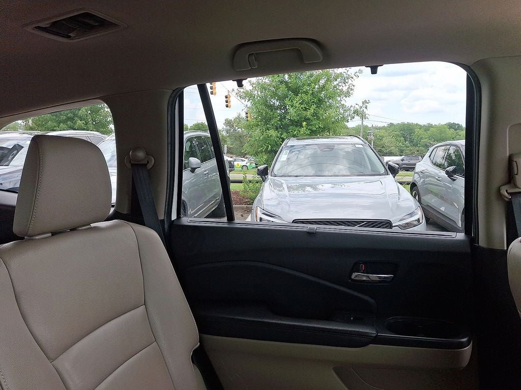 2020 Honda Pilot Touring 8 Passenger