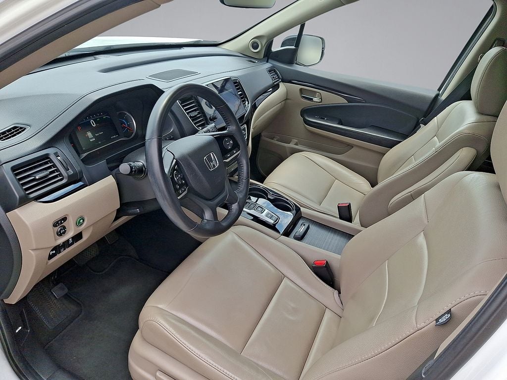 2020 Honda Pilot Touring 8 Passenger