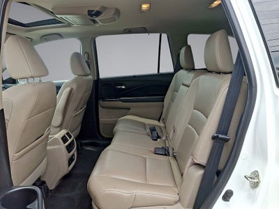 2020 Honda Pilot Touring 8 Passenger