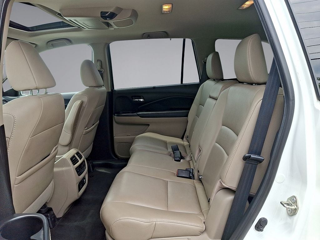 2020 Honda Pilot Touring 8 Passenger