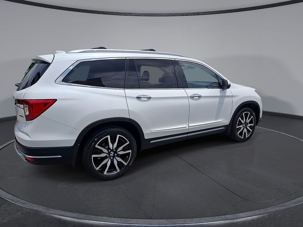 2020 Honda Pilot Touring 8 Passenger