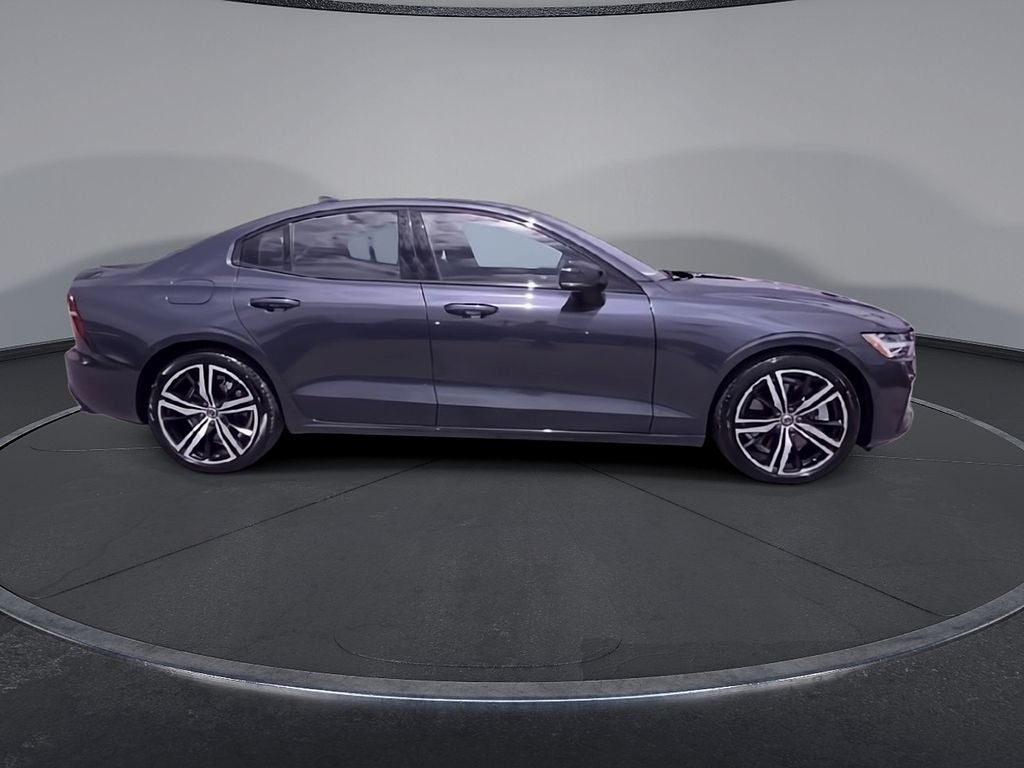 2022 Volvo S60 Recharge Plug-In Hybrid T8 R-Design