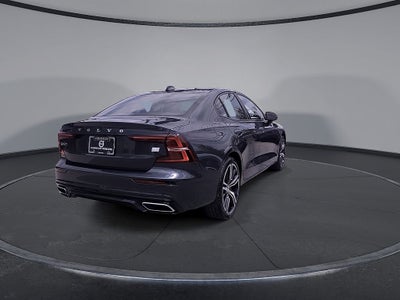 2022 Volvo S60 Recharge Plug-In Hybrid T8 R-Design