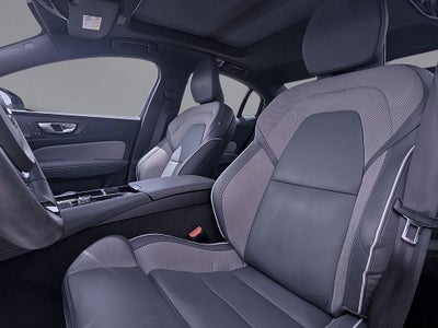 2022 Volvo S60 Recharge Plug-In Hybrid T8 R-Design