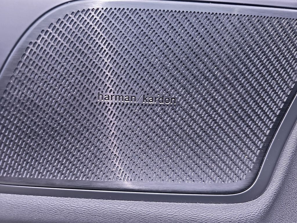 2022 Volvo S60 Recharge Plug-In Hybrid T8 R-Design