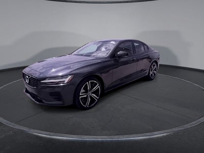 2022 Volvo S60 Recharge Plug-In Hybrid T8 R-Design