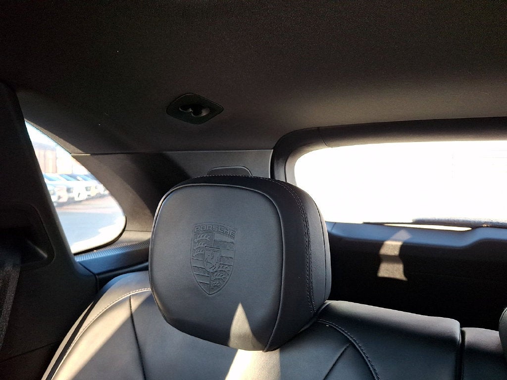 2021 Porsche Cayenne Base