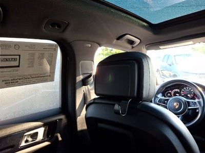 2021 Porsche Cayenne Base
