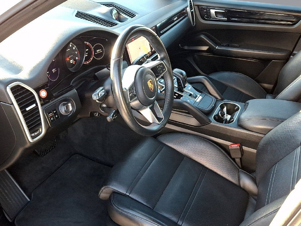 2021 Porsche Cayenne Base
