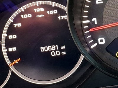 2021 Porsche Cayenne Base