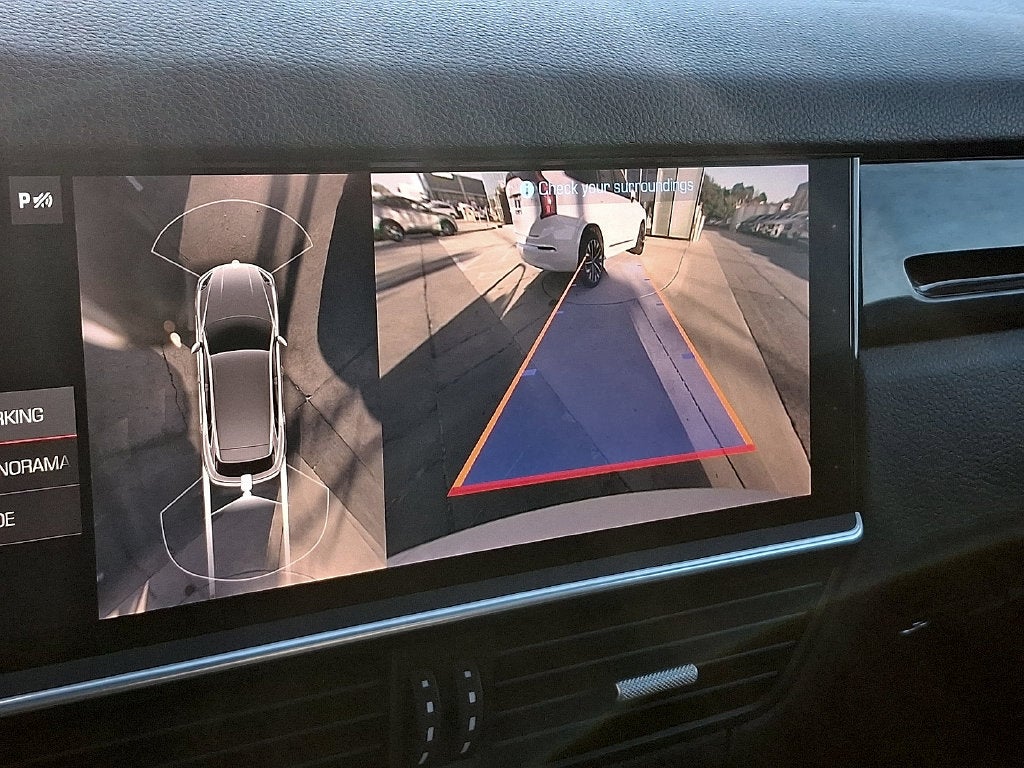 2021 Porsche Cayenne Base