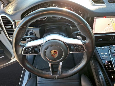 2021 Porsche Cayenne Base