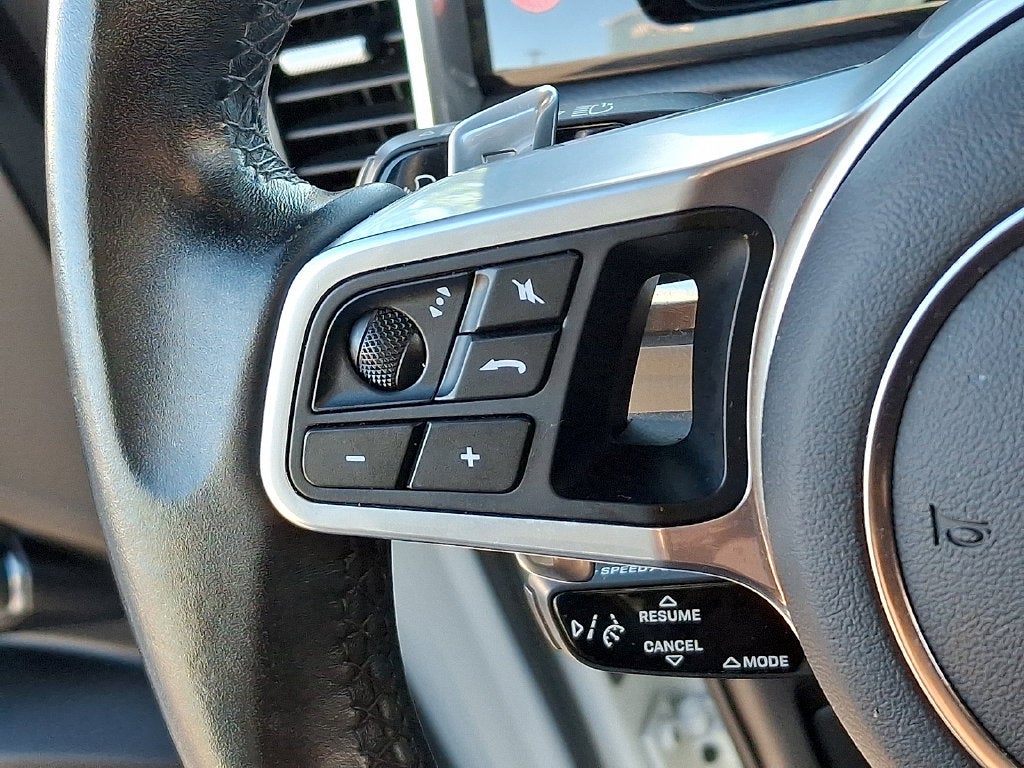2021 Porsche Cayenne Base