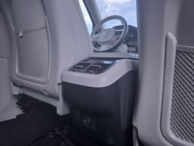 2023 Volvo XC90 B6 Plus 6-Seater