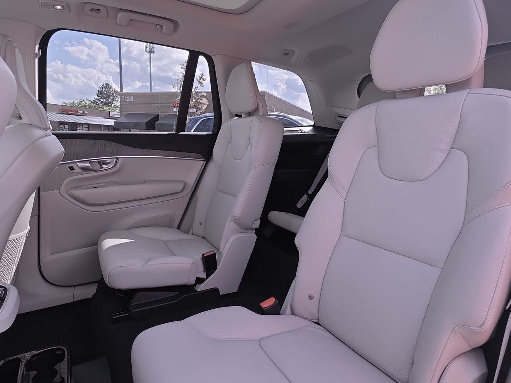 2023 Volvo XC90 B6 Plus 6-Seater