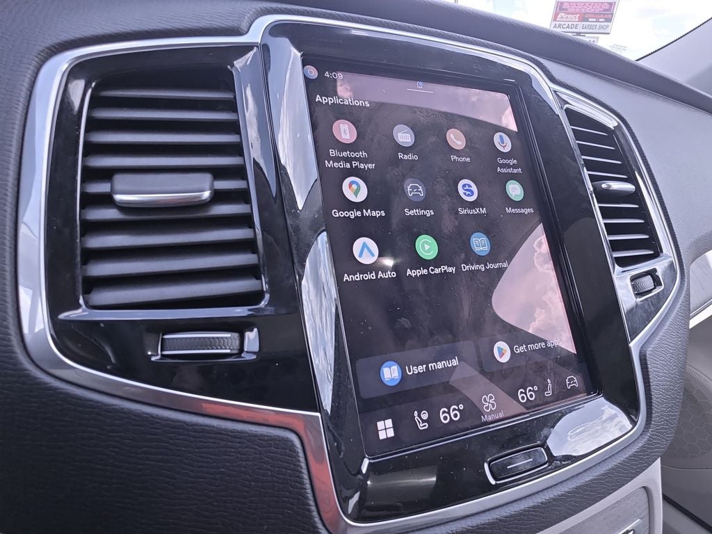 2023 Volvo XC90 B6 Plus 6-Seater