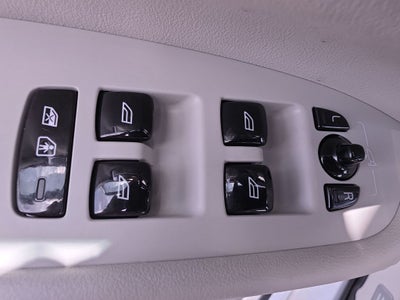 2023 Volvo XC90 B6 Plus 6-Seater