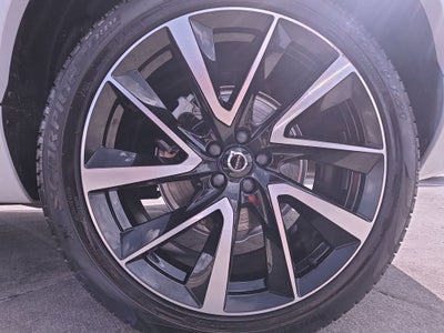 2023 Volvo XC90 B6 Plus 6-Seater