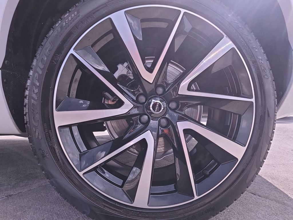 2023 Volvo XC90 B6 Plus 6-Seater