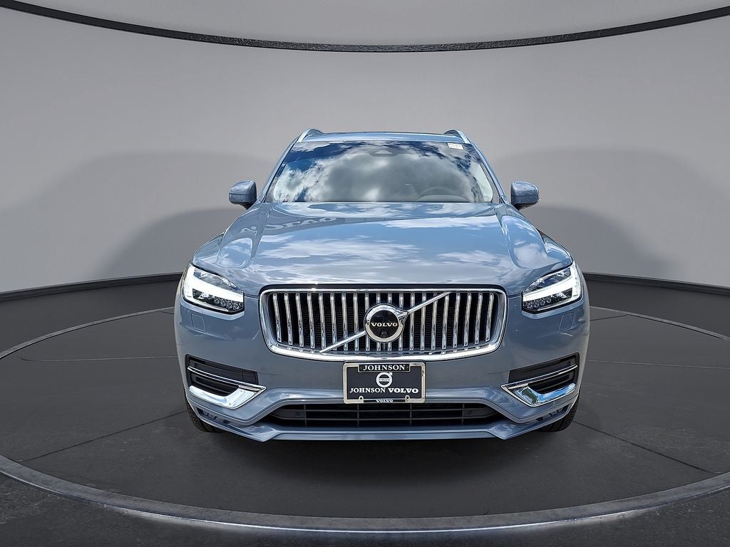 2023 Volvo XC90 B6 Plus 7-Seater