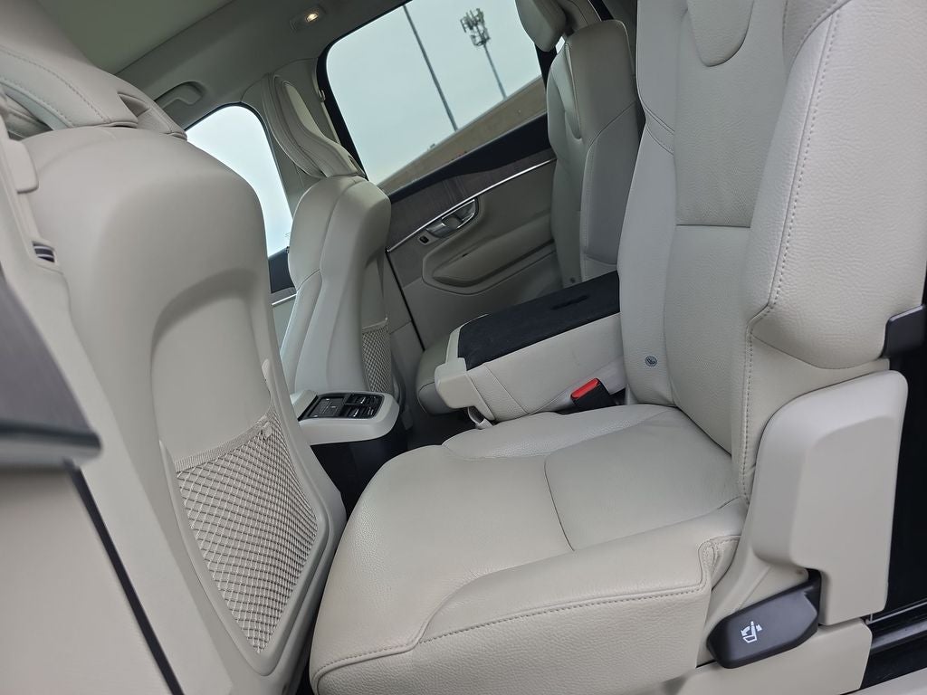 2023 Volvo XC90 B6 Plus 7-Seater