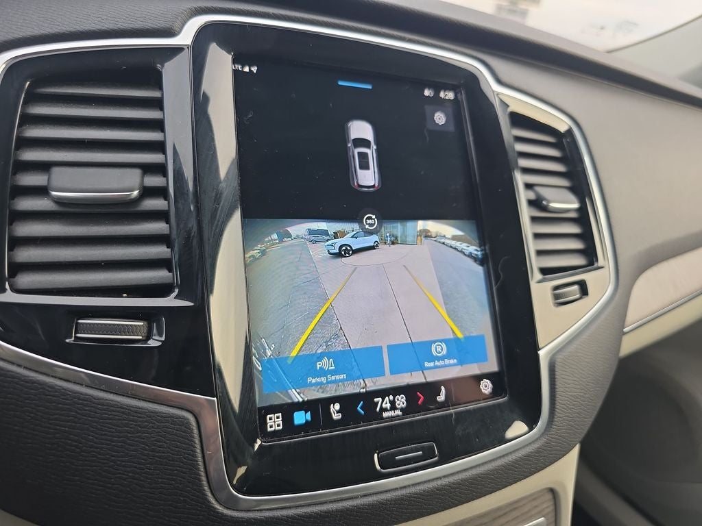 2023 Volvo XC90 B6 Plus 7-Seater