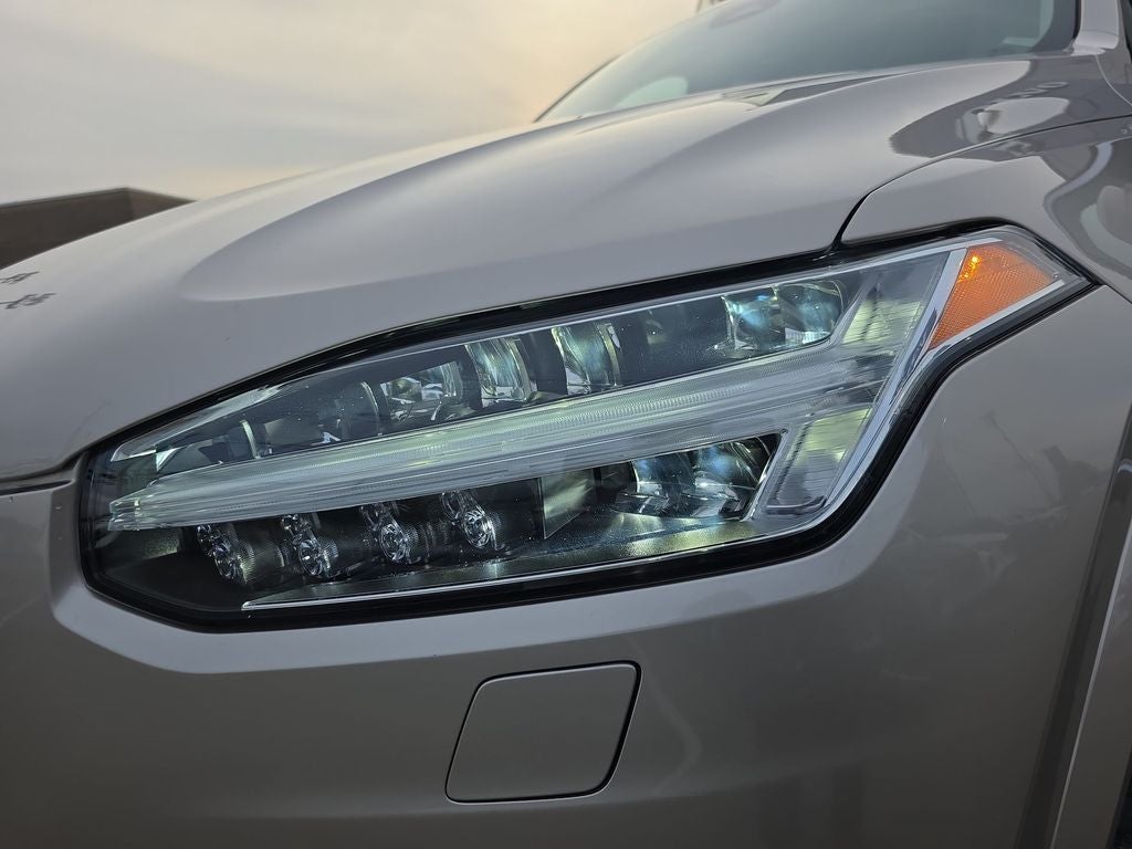 2023 Volvo XC90 B6 Plus 7-Seater