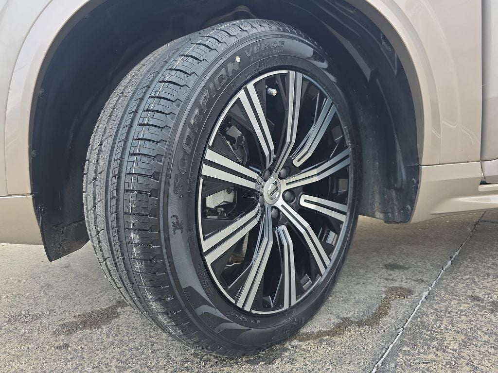 2023 Volvo XC90 B6 Plus 7-Seater