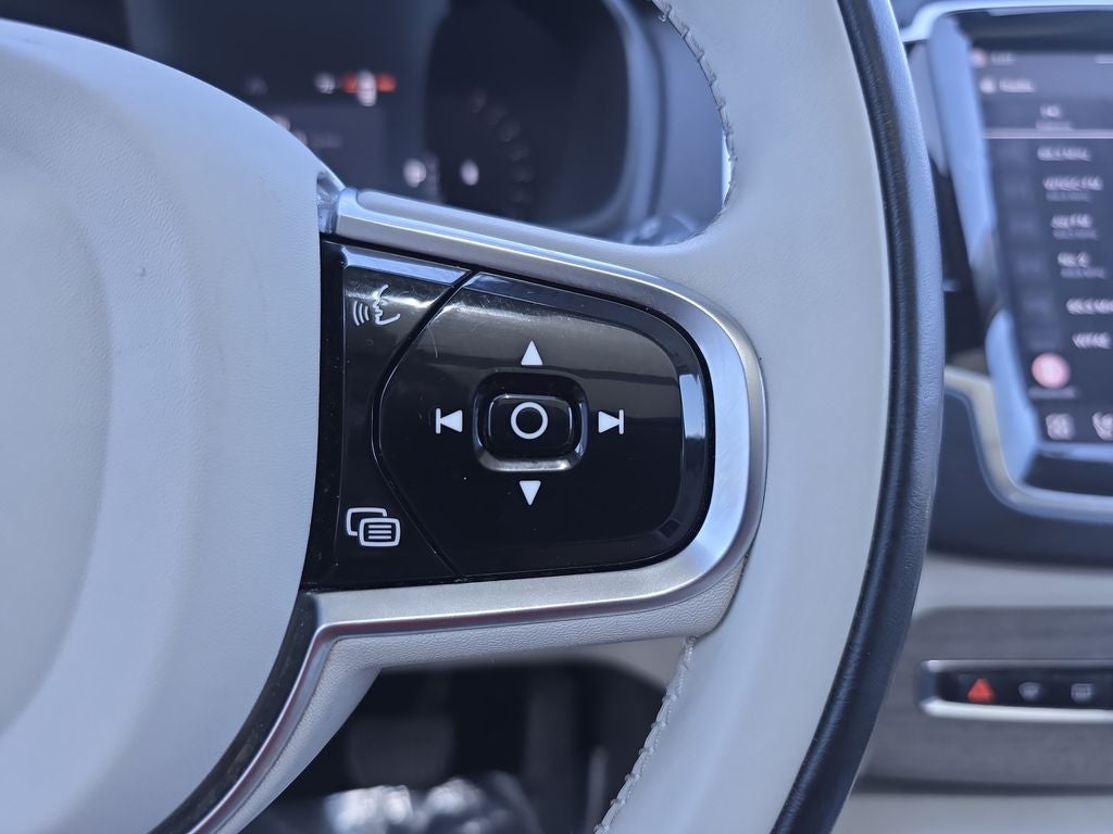 2023 Volvo XC90 B6 Plus 7-Seater