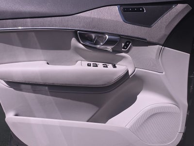 2023 Volvo XC90 B6 Plus 7-Seater