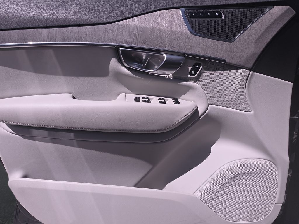 2023 Volvo XC90 B6 Plus 7-Seater