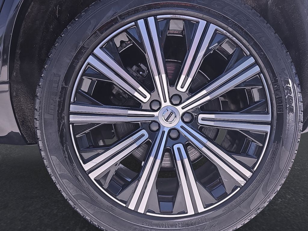 2023 Volvo XC90 B6 Plus 7-Seater