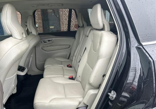 2023 Volvo XC90 B6 Plus 7-Seater