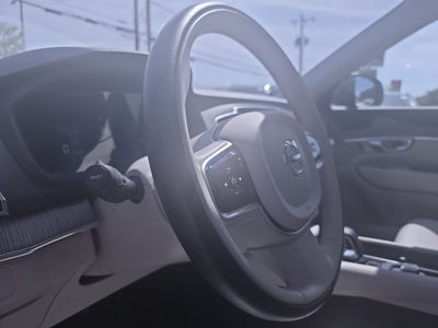 2023 Volvo XC90 B6 Plus 7-Seater