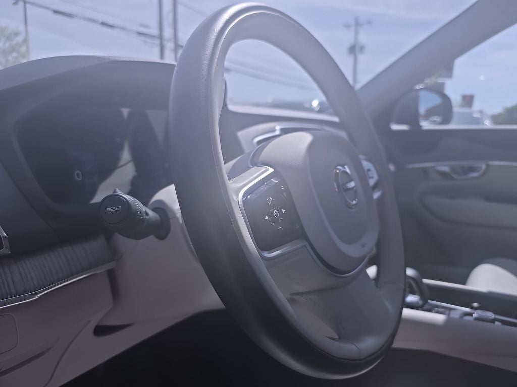 2023 Volvo XC90 B6 Plus 7-Seater