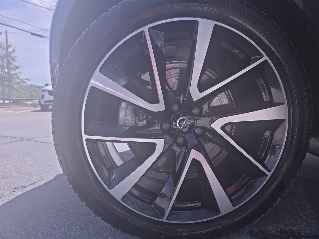 2023 Volvo XC90 B6 Plus 7-Seater