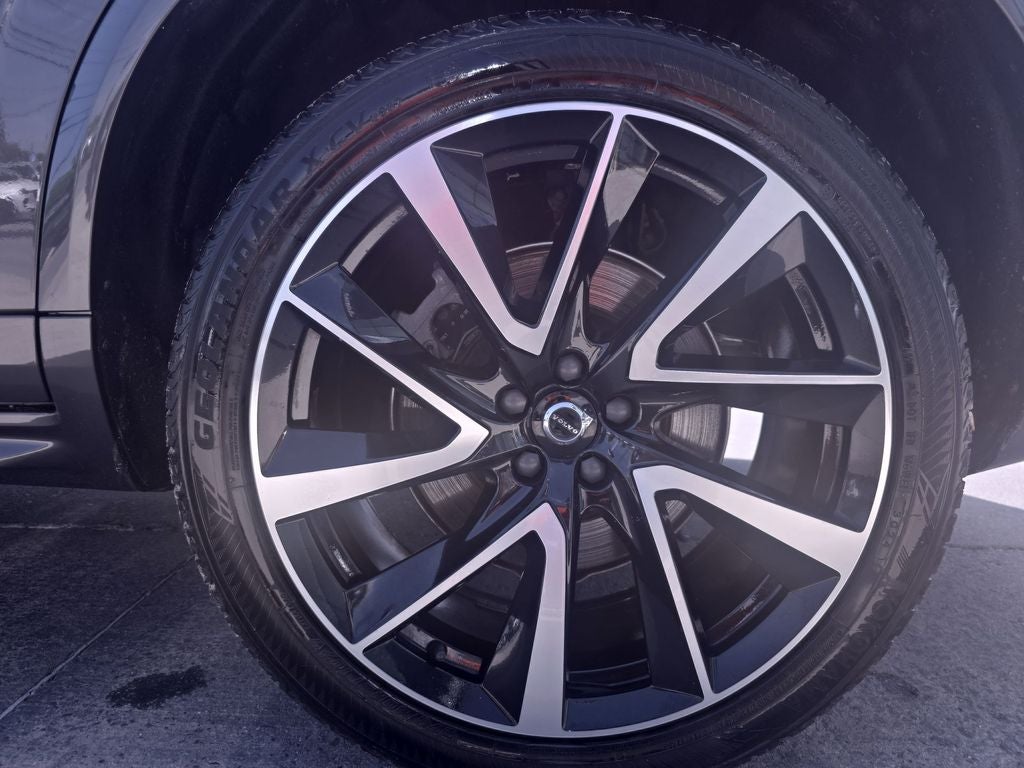 2023 Volvo XC90 B6 Plus 7-Seater