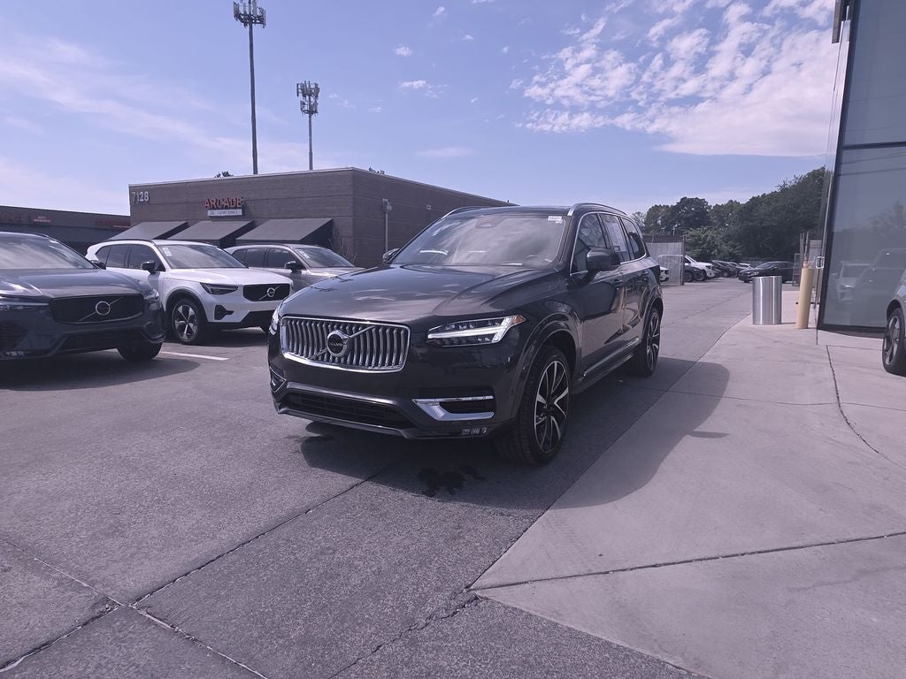 2023 Volvo XC90 B6 Plus 7-Seater