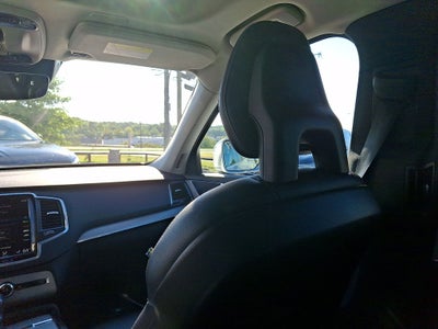 2021 Volvo XC90 T5 Momentum