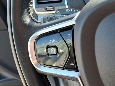 2021 Volvo XC90 T5 Momentum
