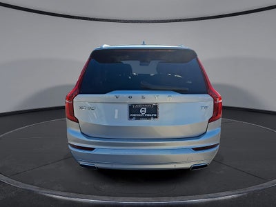 2021 Volvo XC90 T5 Momentum