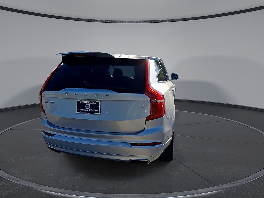 2021 Volvo XC90 T5 Momentum
