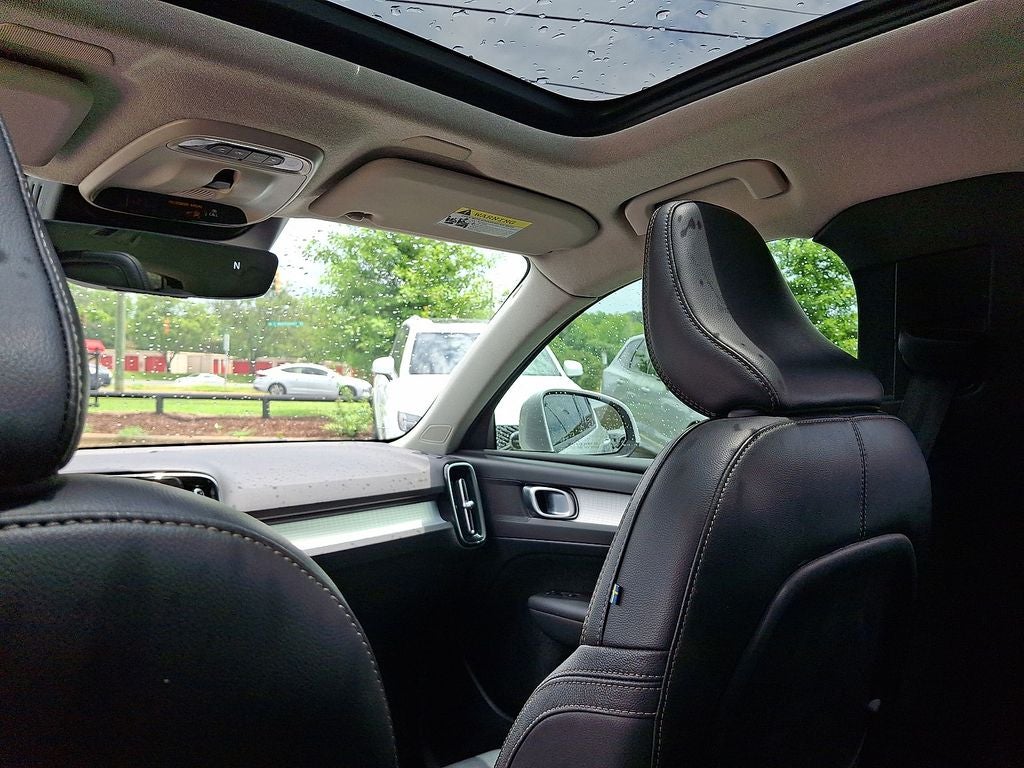 2019 Volvo XC40 Momentum
