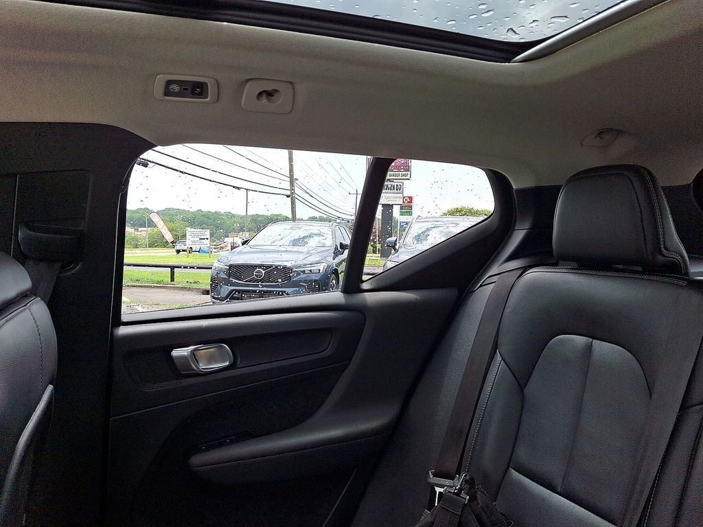 2019 Volvo XC40 Momentum