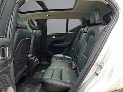 2019 Volvo XC40 Momentum