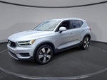 2019 Volvo XC40 Momentum