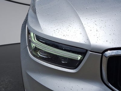 2019 Volvo XC40 Momentum