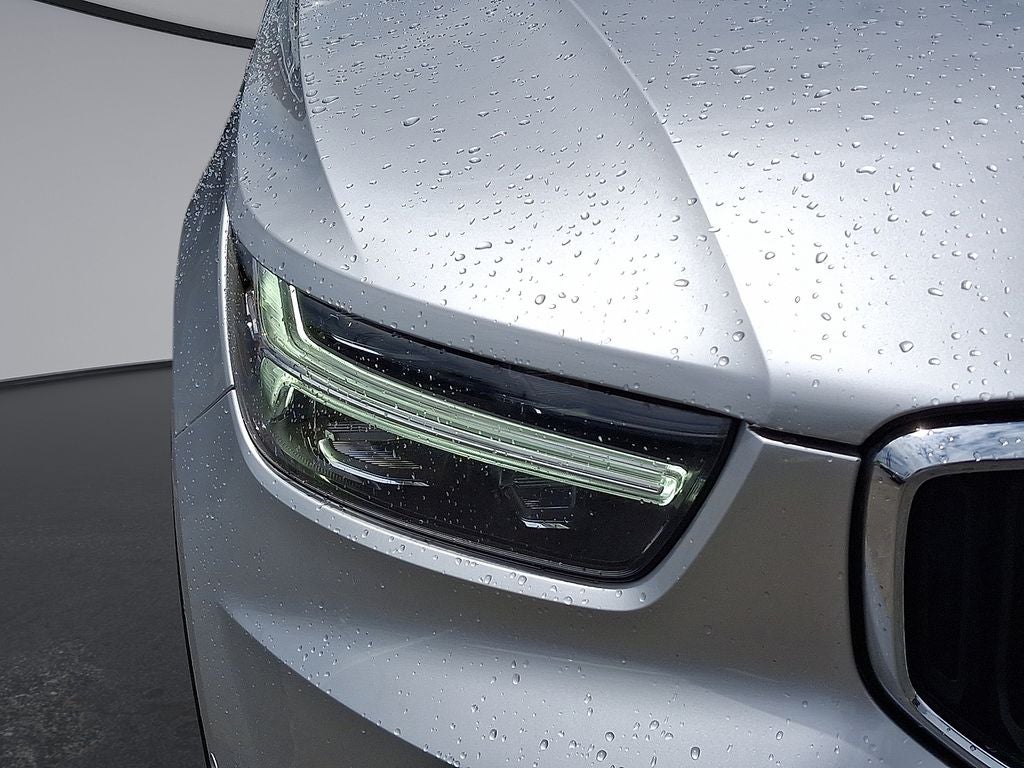 2019 Volvo XC40 Momentum