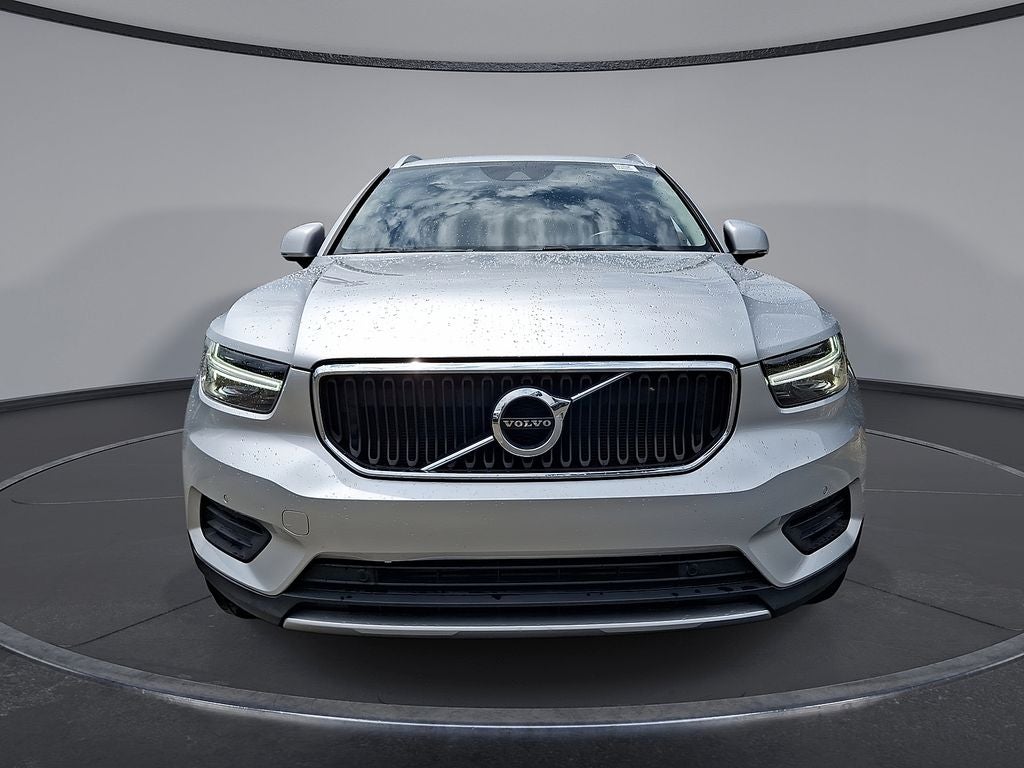 2019 Volvo XC40 Momentum