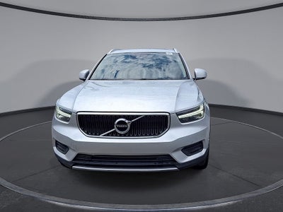 2019 Volvo XC40 Momentum
